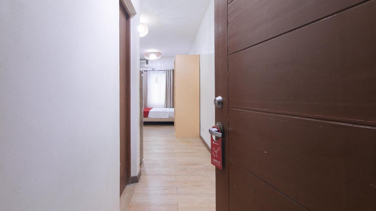 Reddoorz Plus @ Cuarto Verde Staycation Las Piñas Extérieur photo