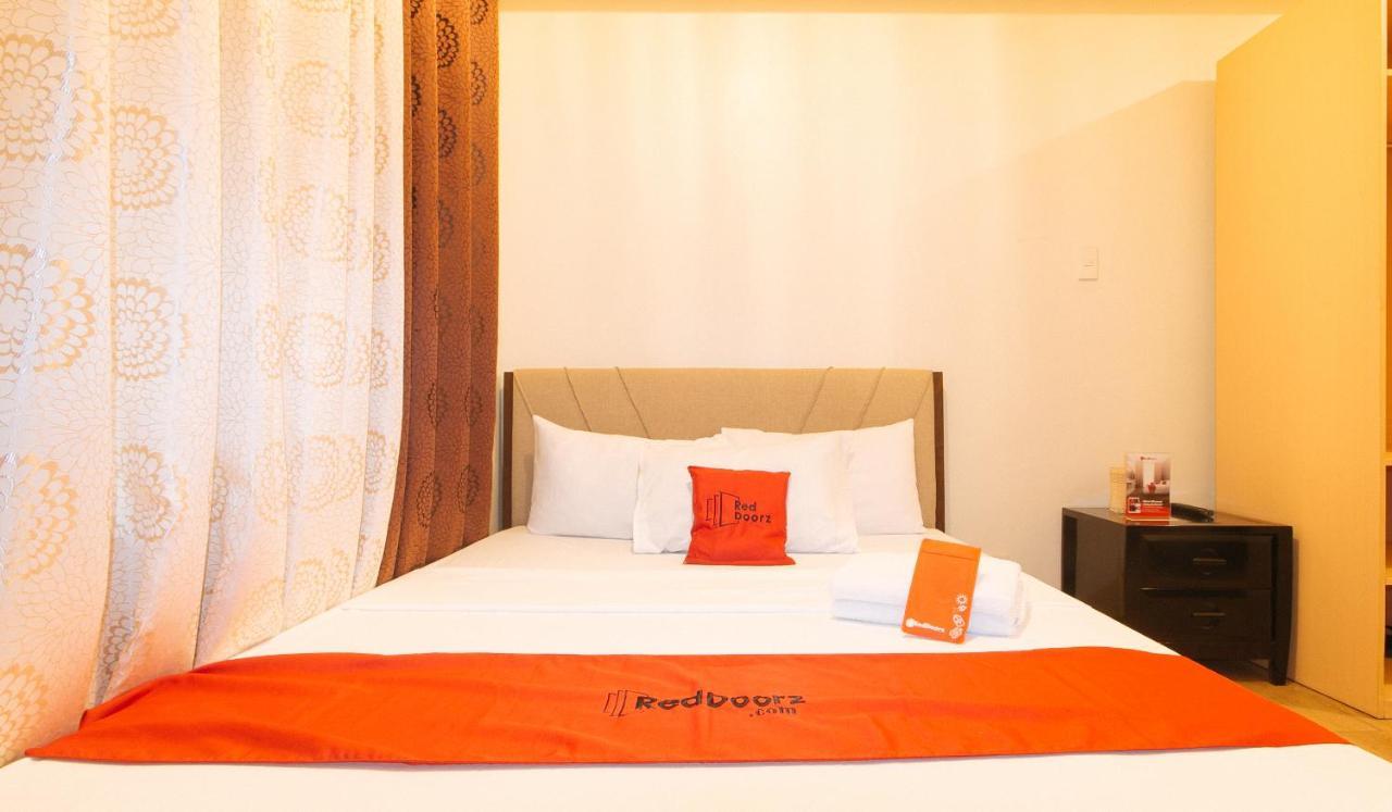 Reddoorz Plus @ Cuarto Verde Staycation Las Piñas Extérieur photo
